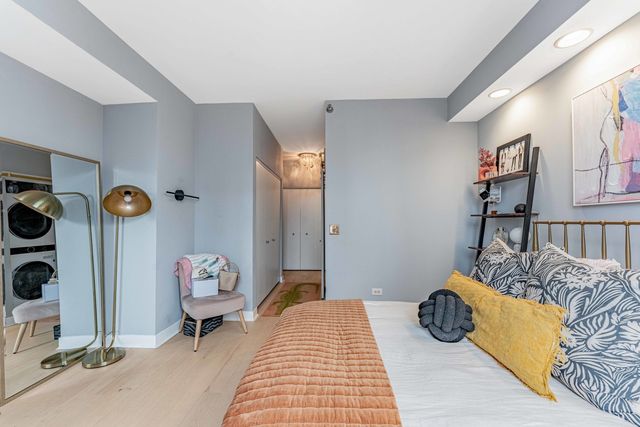 435 W Erie Street 1305, Chicago, IL 60654