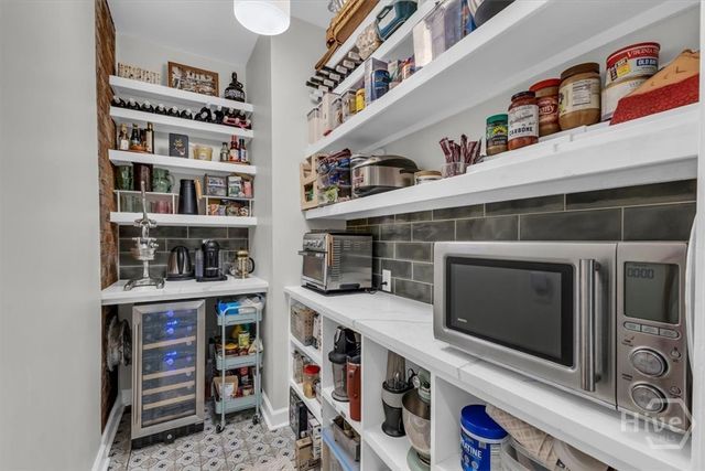 1530 E 51st Street, Savannah, GA 31404