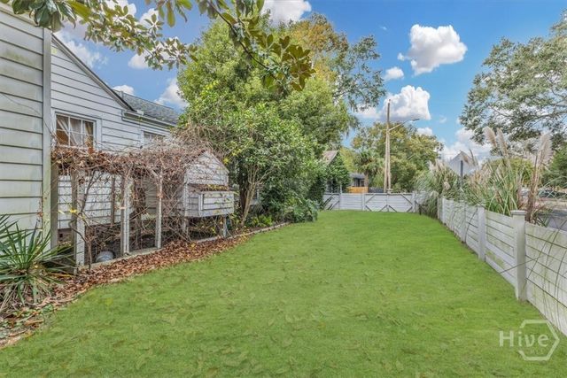 1530 E 51st Street, Savannah, GA 31404