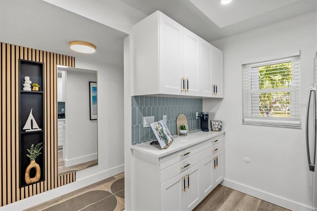 437 CERROMAR LANE 424, Venice, FL 34293