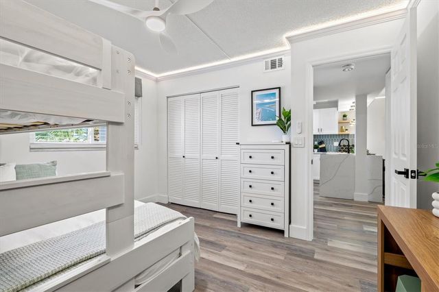437 CERROMAR LANE 424, Venice, FL 34293