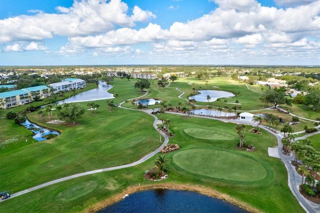 437 CERROMAR LANE 424, Venice, FL 34293