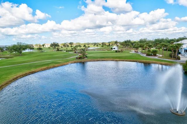 437 CERROMAR LANE 424, Venice, FL 34293