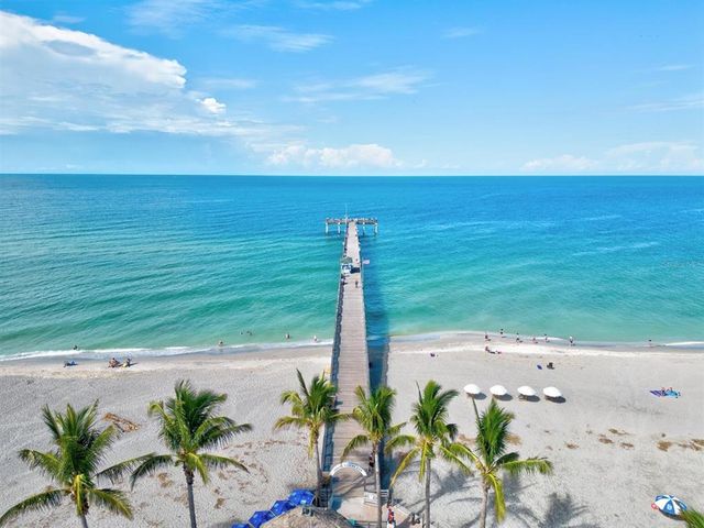 437 CERROMAR LANE 424, Venice, FL 34293