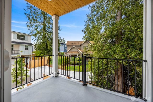 9 160th Place SE, Bothell, WA 98012