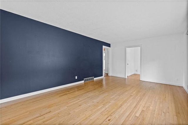 6308 W 80th Terrace, Overland Park, KS 66204