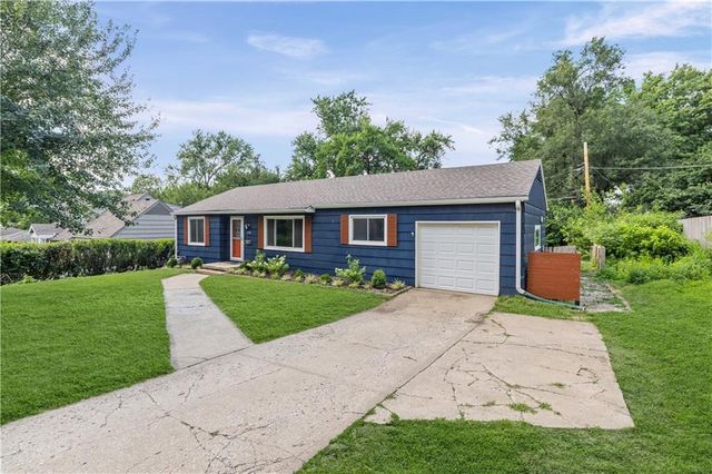 6308 W 80th Terrace, Overland Park, KS 66204