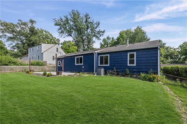 6308 W 80th Terrace, Overland Park, KS 66204