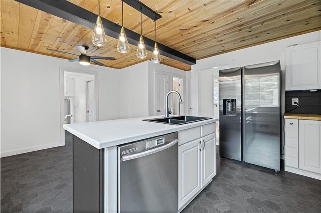 6308 W 80th Terrace, Overland Park, KS 66204