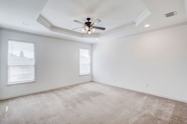 909 Grant Street, Burleson, TX 76028