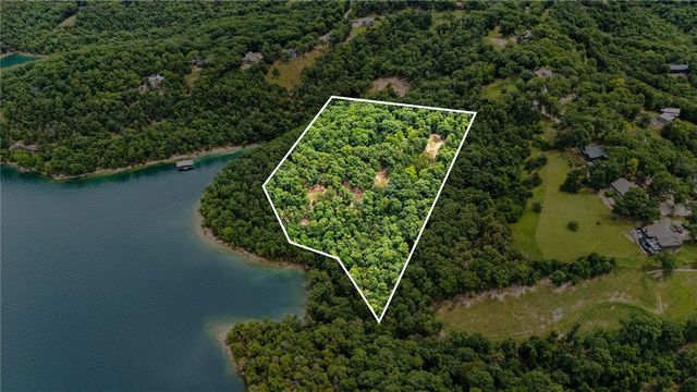 L1-8 Sunset Drive, Eureka Springs, AR 72631