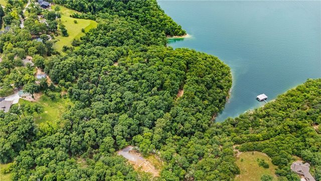 L1-8 Sunset Drive, Eureka Springs, AR 72631