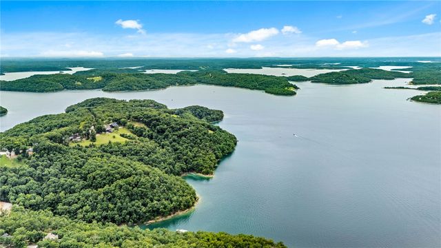 L1-8 Sunset Drive, Eureka Springs, AR 72631