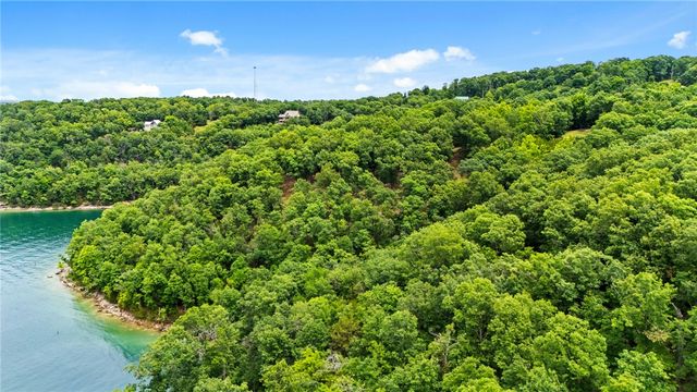 L1-8 Sunset Drive, Eureka Springs, AR 72631