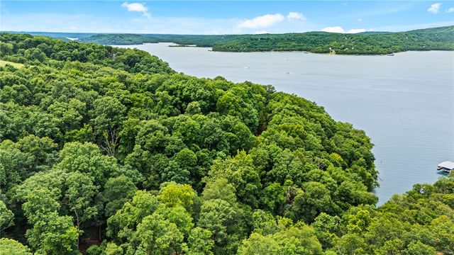 L1-8 Sunset Drive, Eureka Springs, AR 72631