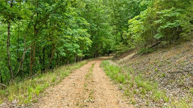 L1-8 Sunset Drive, Eureka Springs, AR 72631