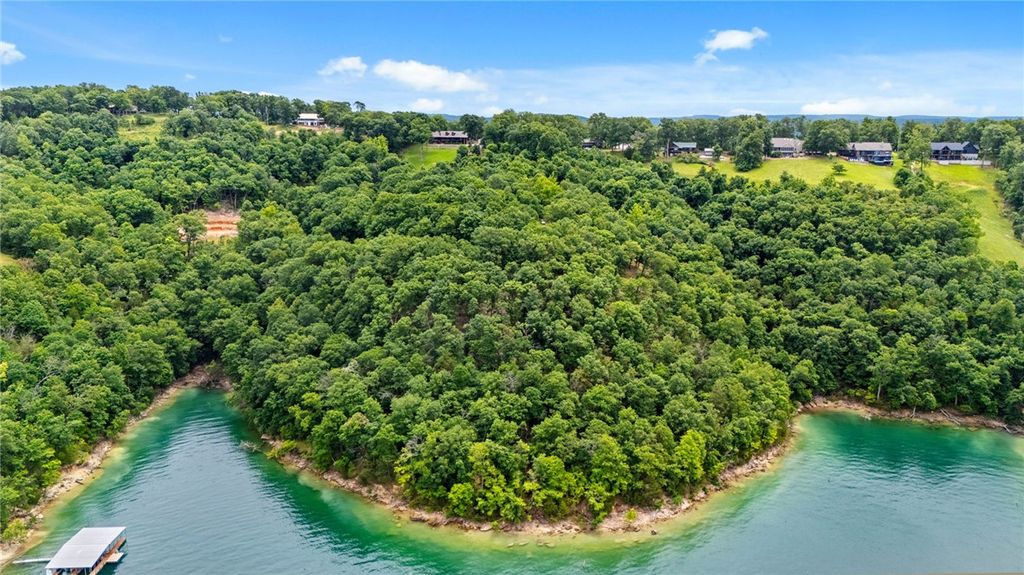 L1-8 Sunset Drive, Eureka Springs, AR 72631