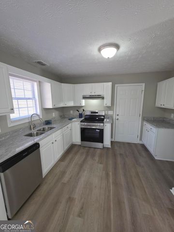 303 Rocky Point Court, Winder, GA 30680