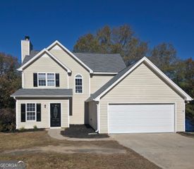 303 Rocky Point Court, Winder, GA 30680