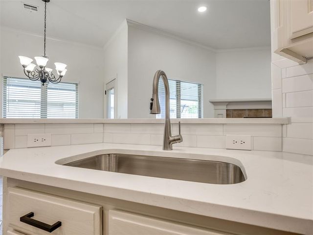 2901 Danielle Terrace, Moore, OK 73160