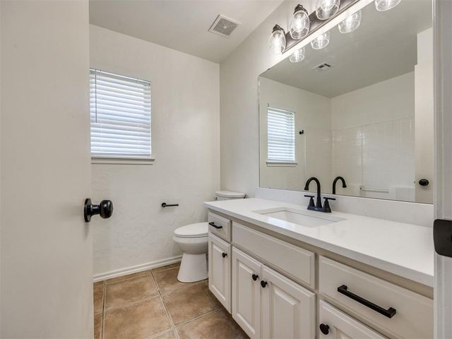 2901 Danielle Terrace, Moore, OK 73160