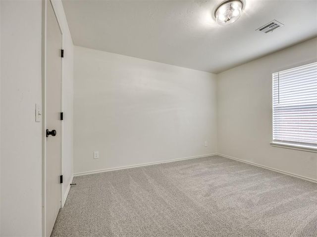 2901 Danielle Terrace, Moore, OK 73160