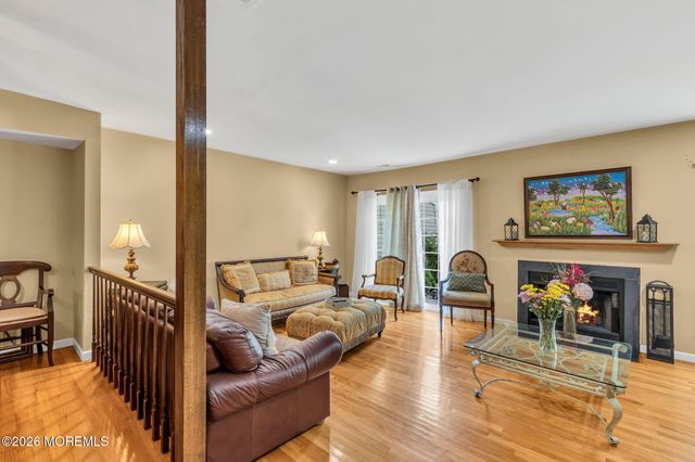 320 Harvard Place 320, Morganville, NJ 07751