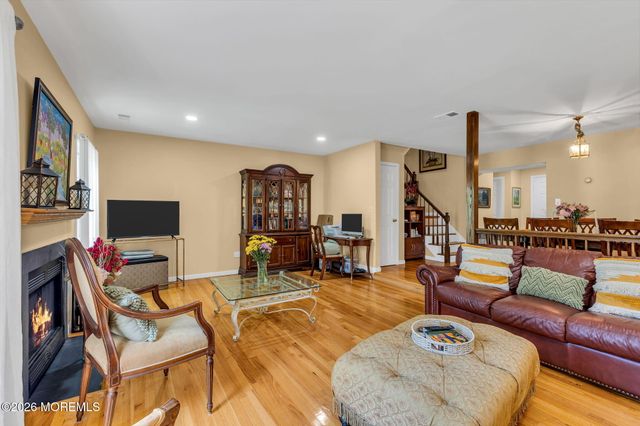 320 Harvard Place 320, Morganville, NJ 07751