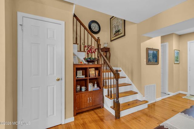 320 Harvard Place 320, Morganville, NJ 07751