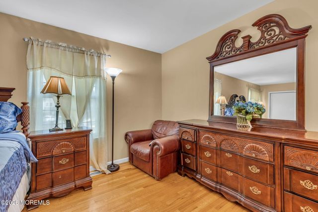 320 Harvard Place 320, Morganville, NJ 07751