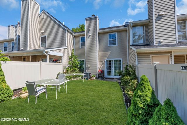 320 Harvard Place 320, Morganville, NJ 07751