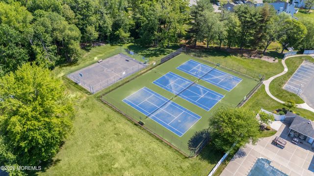 320 Harvard Place 320, Morganville, NJ 07751