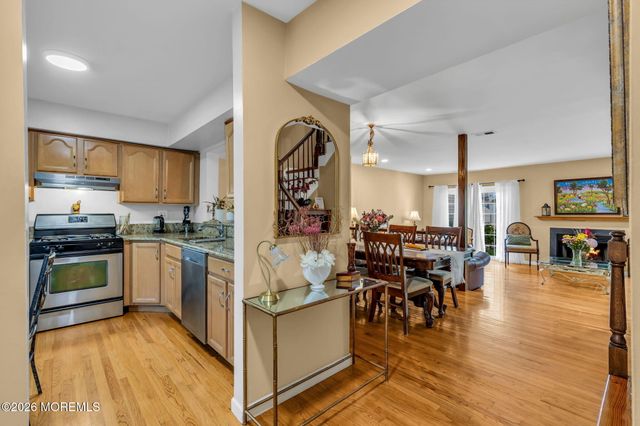 320 Harvard Place 320, Morganville, NJ 07751
