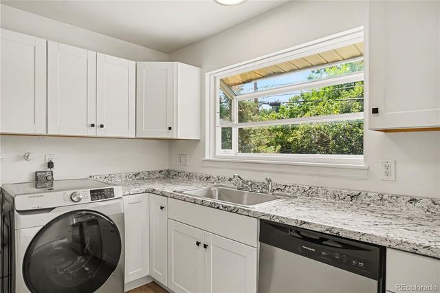 885 Hartford Drive, Boulder, CO 80305