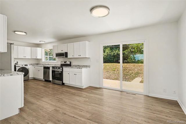 885 Hartford Drive, Boulder, CO 80305