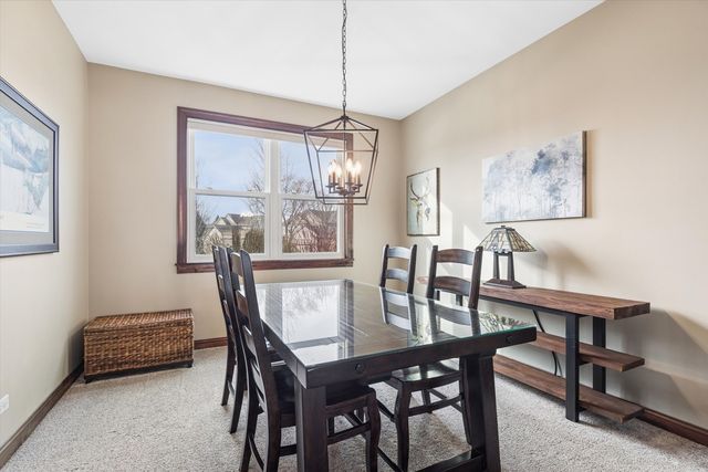 1 Mckenzie Court, Lake In The Hills, IL 60156