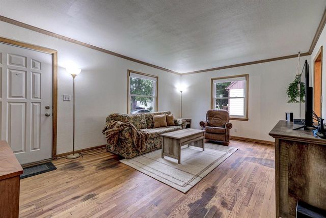 1715 E COLLEGE AVENUE, Appleton, WI 54915