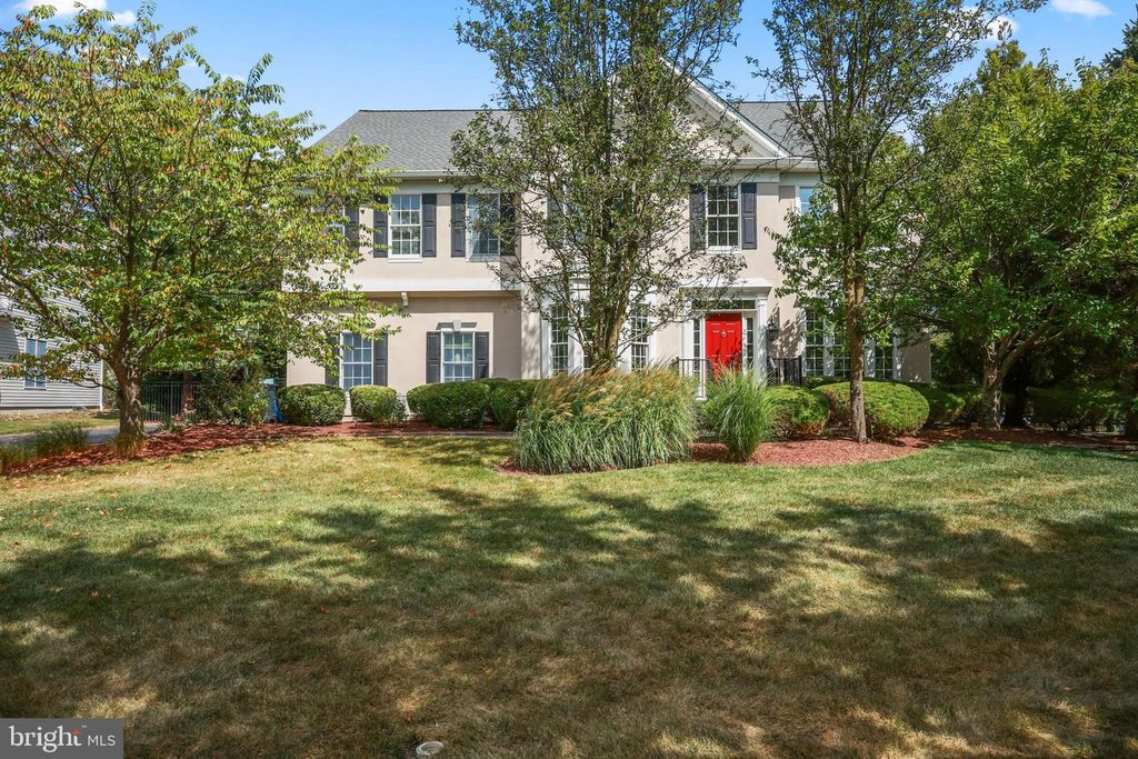 2 VAN MARTER CT, Princeton, NJ 08540