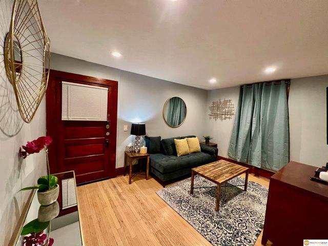 3009 S 24th Street, Omaha, NE 68108