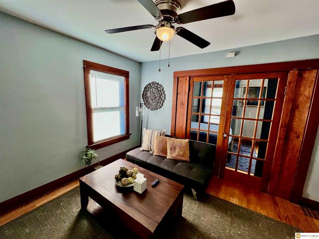 3009 S 24th Street, Omaha, NE 68108