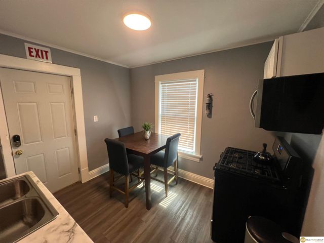 3009 S 24th Street, Omaha, NE 68108