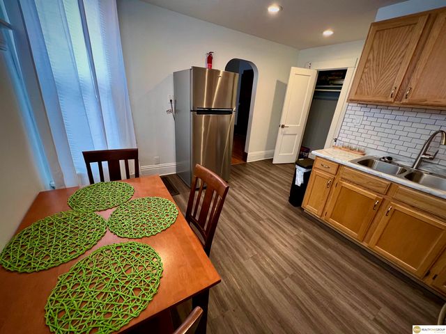 3009 S 24th Street, Omaha, NE 68108