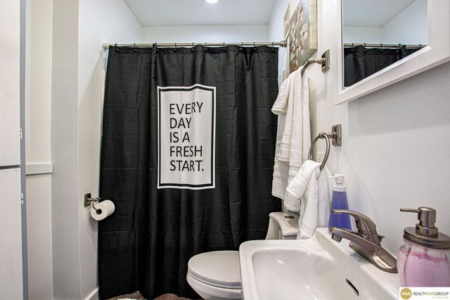 3009 S 24th Street, Omaha, NE 68108