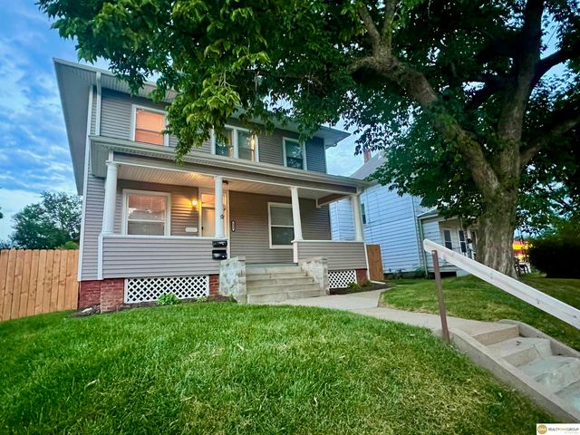 3009 S 24th Street, Omaha, NE 68108