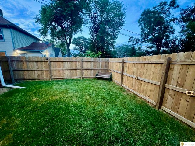 3009 S 24th Street, Omaha, NE 68108