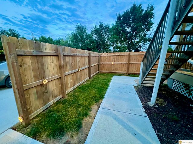 3009 S 24th Street, Omaha, NE 68108