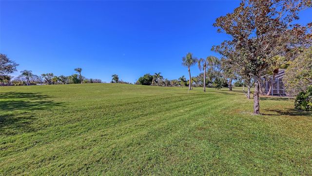 4062 CADDIE DRIVE E, Bradenton, FL 34203