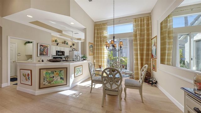 4062 CADDIE DRIVE E, Bradenton, FL 34203