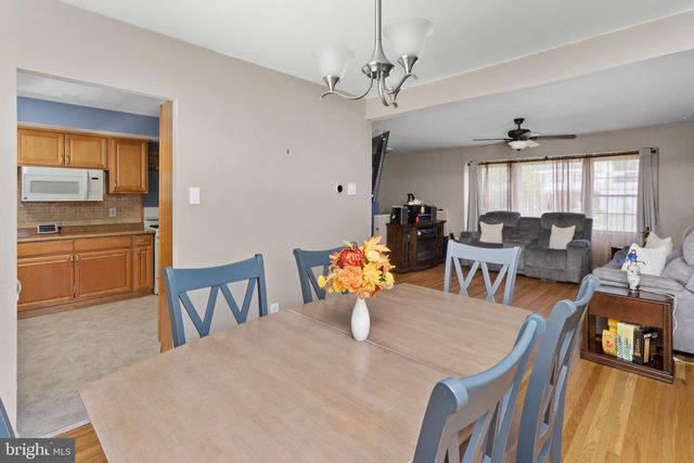 809 WOODLANE RD, Edgewater Park, NJ 08010