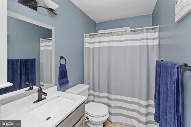 809 WOODLANE RD, Edgewater Park, NJ 08010